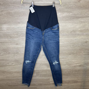 XS/Size 2: Medium Wash Distressed Full Panel Skinny Jeans