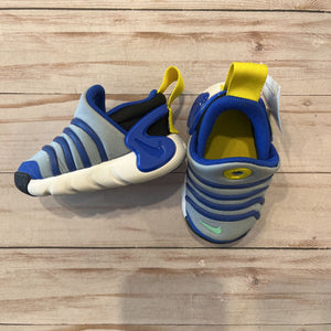 Size 2: Blue Wave Pull On Sneakers