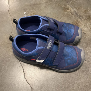 Size 7: Like NEW Blue Topigraphical Map Velcro Shoes