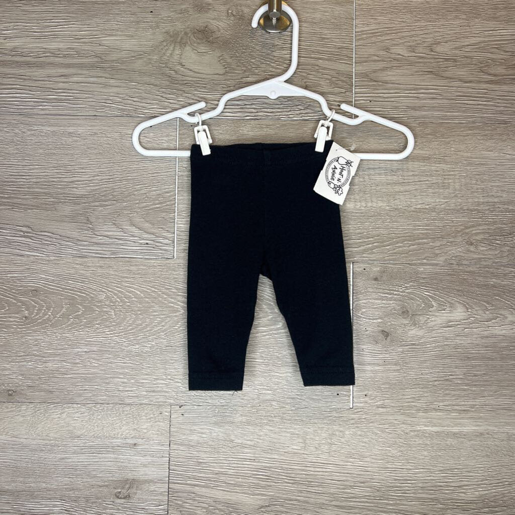 NB: Black Leggings