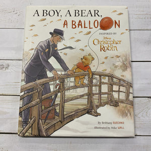 Used Book - A Boy a Bear a Balloon