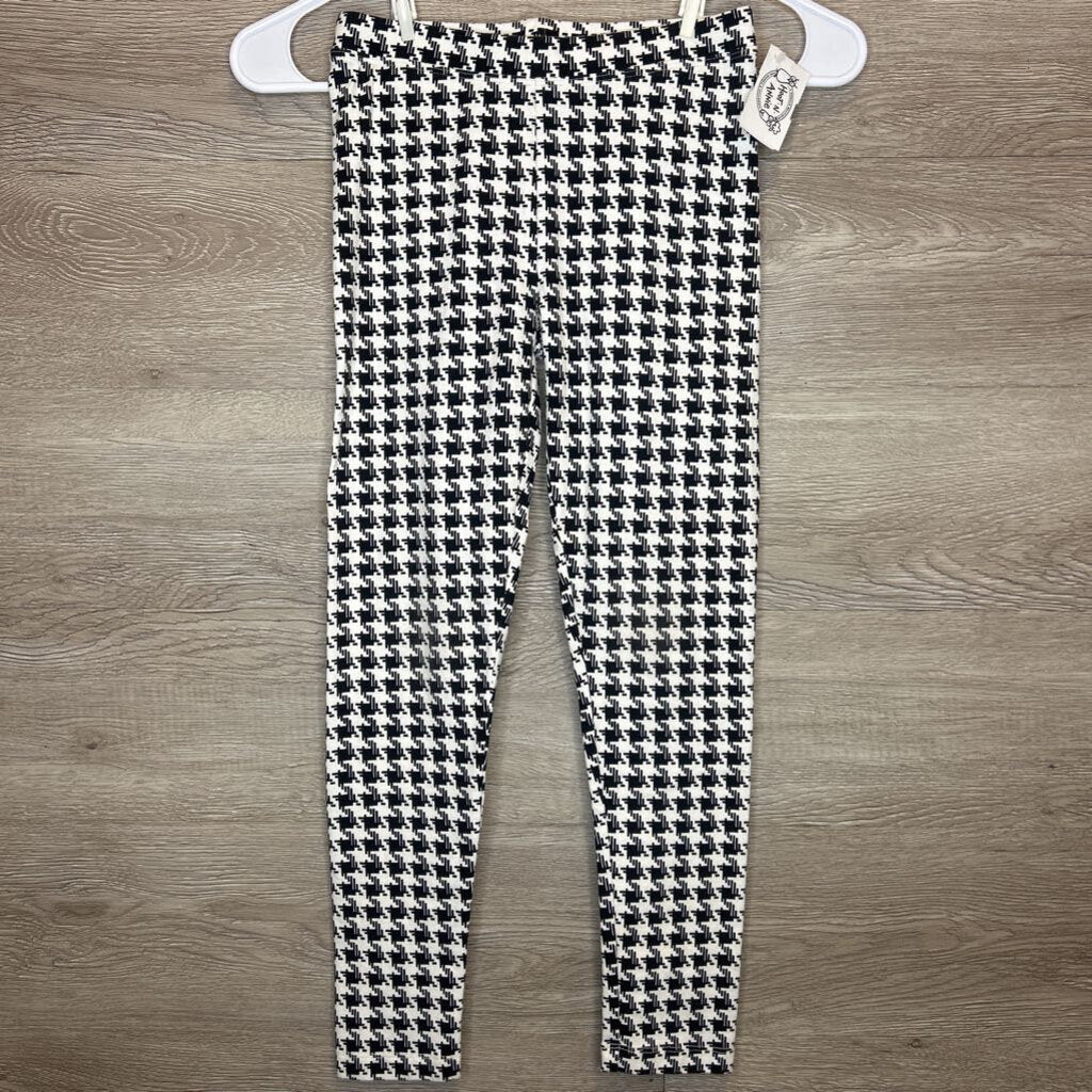 8: B&W Houndstooth Leggings