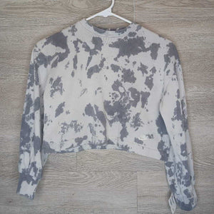 10/12: Grey Tie Dye Cropped Sweatshirt