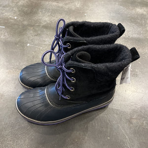 Size 6: Black + Purple Lace Snow Boots