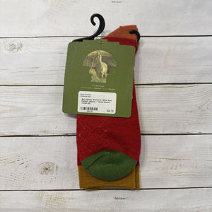 Women's: NEW Red Pattern Alpaca + Wool Socks *retail $21