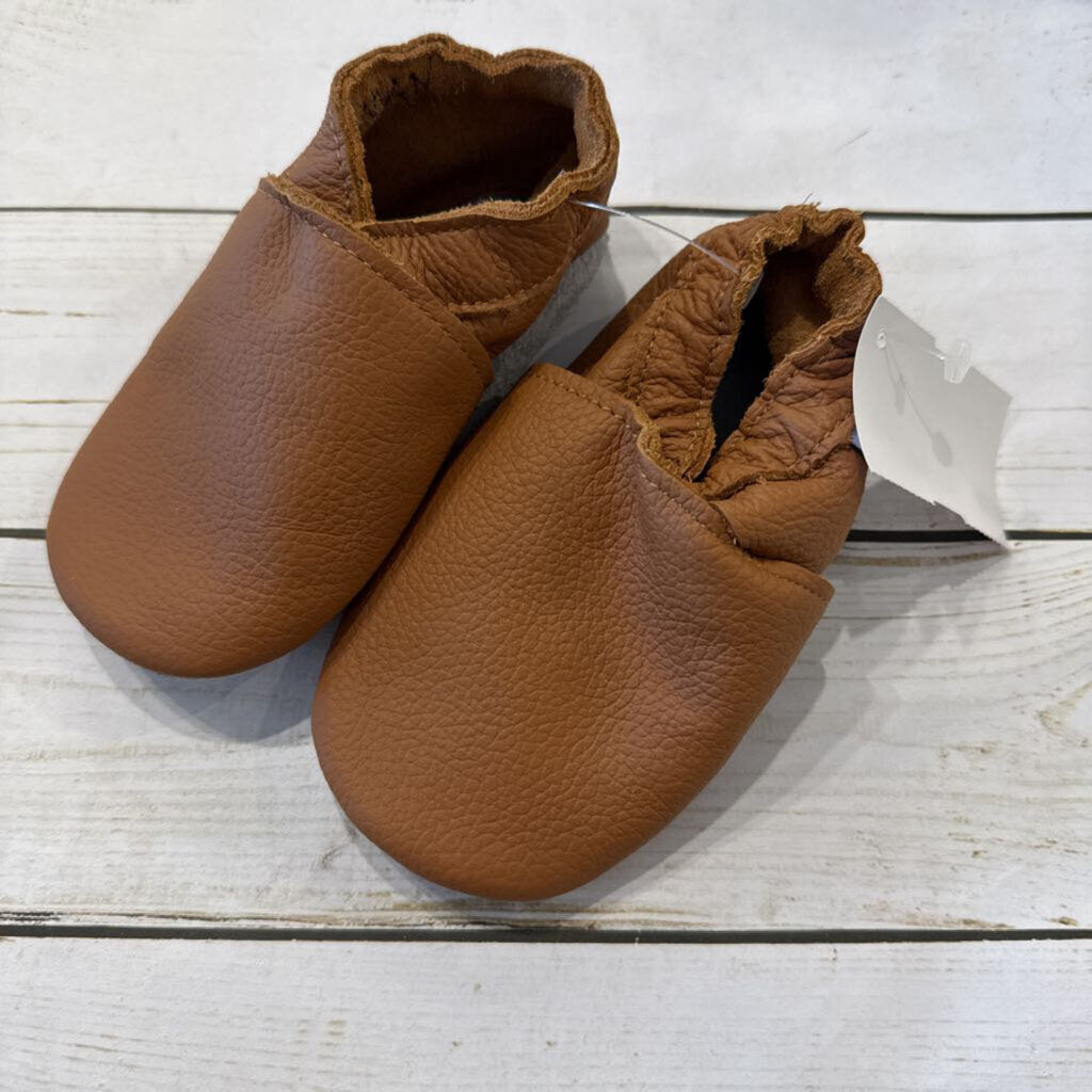 Size 12-18M: Tan Leather Shoes