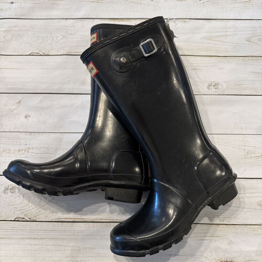 Size 3: Black Rain Boots *reduced