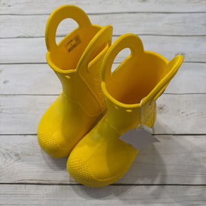 Size 7: Yellow Pull On Boots