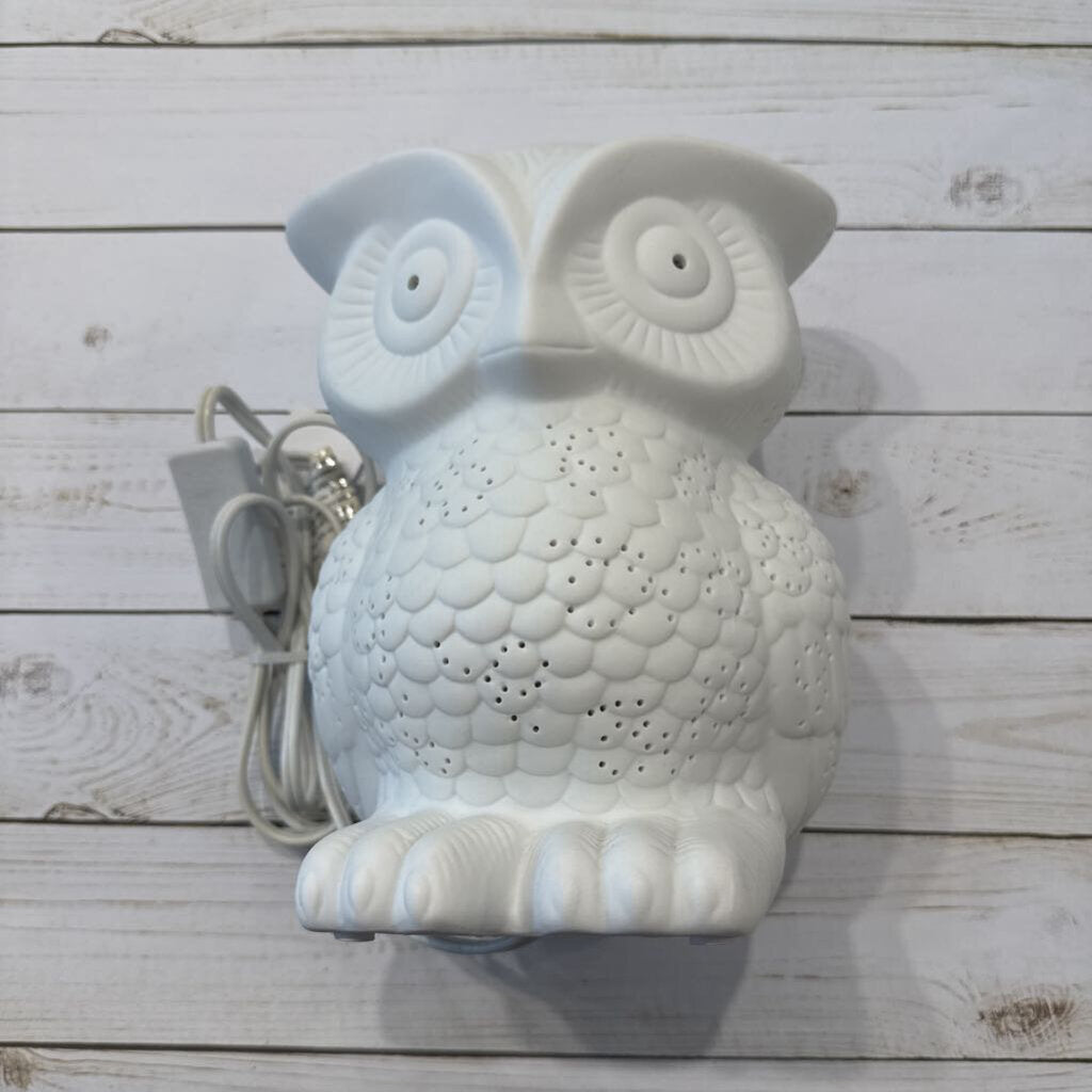 Pottery Barn Kids White Ceramic Owl Lamp