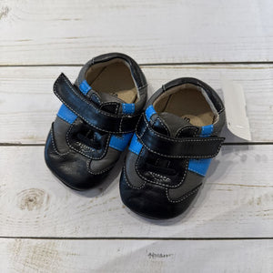 6-9M: Black + Blue Soft Sole Shoes
