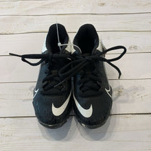 Load image into Gallery viewer, Size 12: Black Softball Cleats
