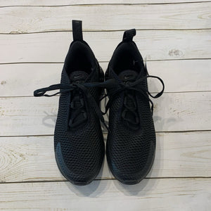 Size 12: Black Softball Cleats