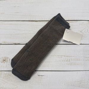 6-12M: Infant Knee High Socks - Brown Chevron