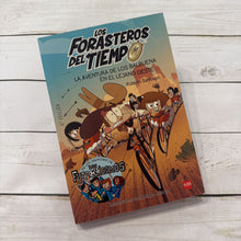 Load image into Gallery viewer, Used Book - Los Forasteros Del Tiempo

