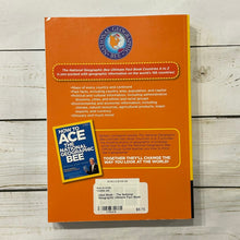 Load image into Gallery viewer, Used Book - The National Geographic Ultimate Fact Book
