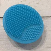 Load image into Gallery viewer, Frida Scalp Brush

