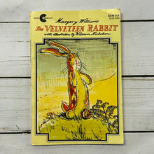 Load image into Gallery viewer, Used Book - Vintage The Velveteen Rabbit
