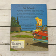 Load image into Gallery viewer, Used Book - Mercy Watson Something Wonky This Way Comes
