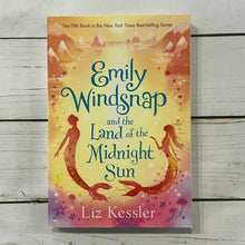 Load image into Gallery viewer, Used Book - Emily Windsnap and the Land of the Midnight Sun
