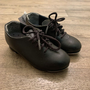 Size 8.5: Black Tap Shoes