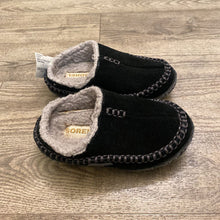 Load image into Gallery viewer, Size 11: Black &amp; Grey Suede Slippers
