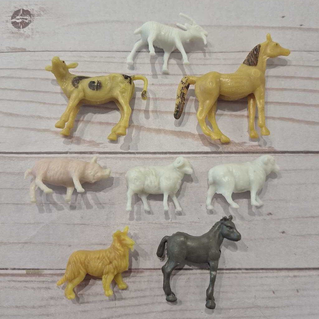 Set of 7 Mini Farm Animals
