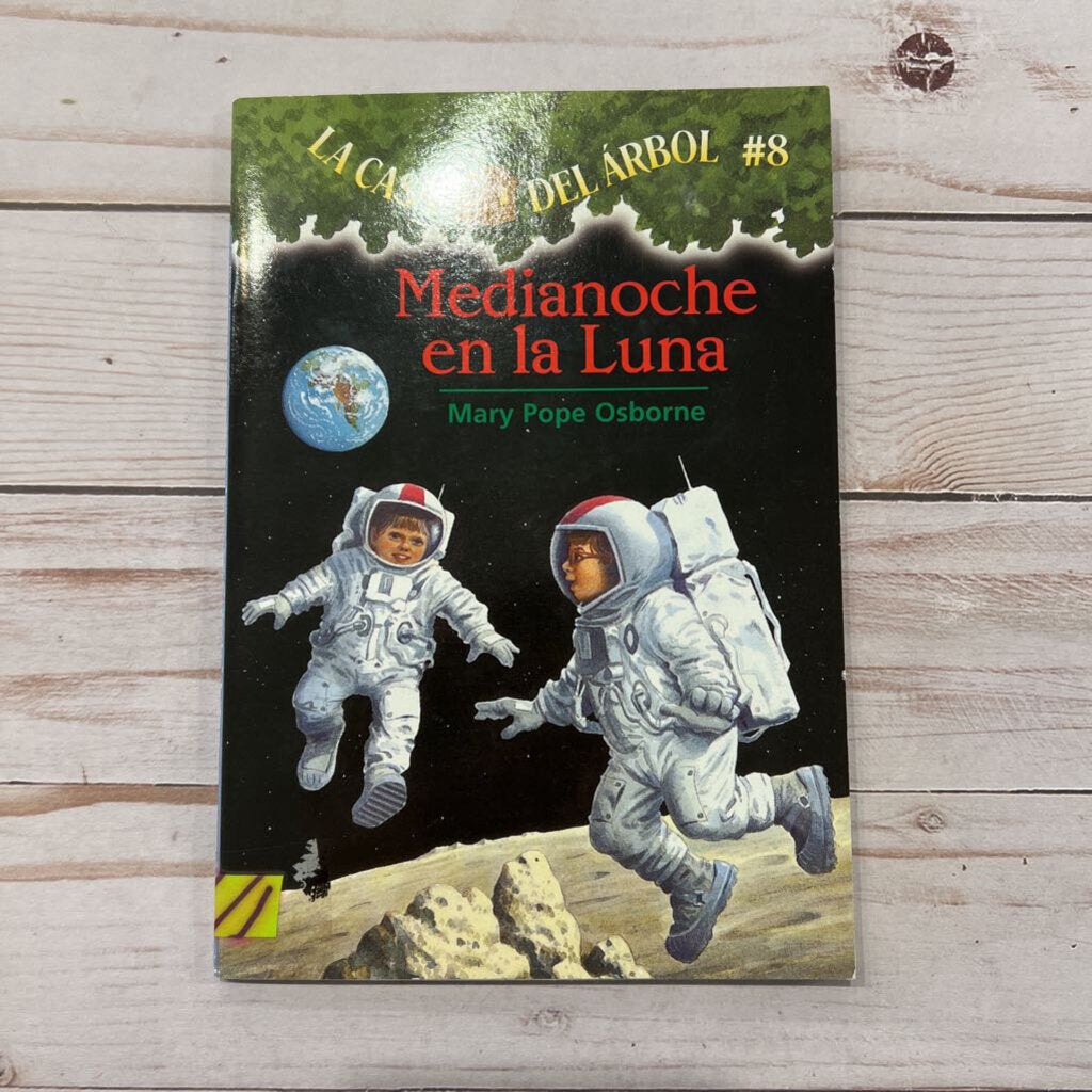 Used Book - La Casa Del Arbol #8: Medianoche en la Luna