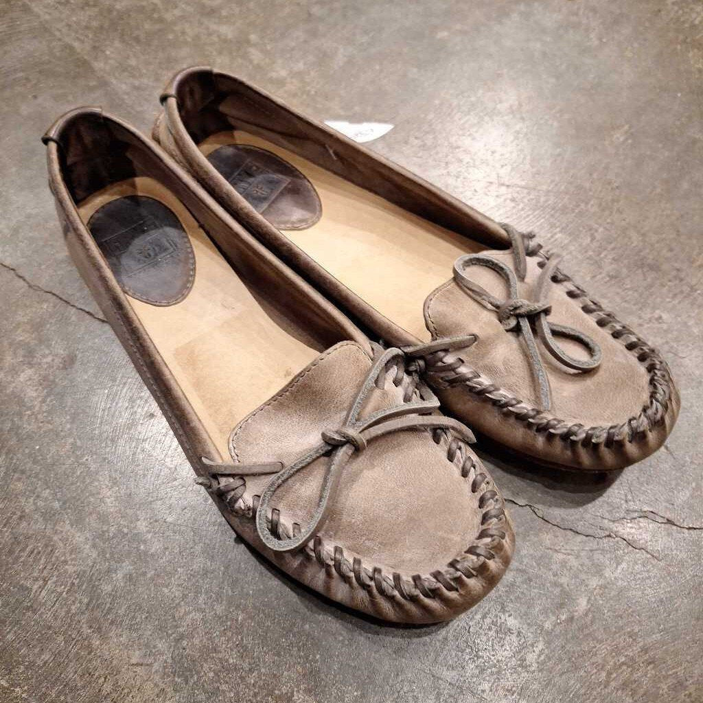 Size 6.5: Taupe Leather Moccasins